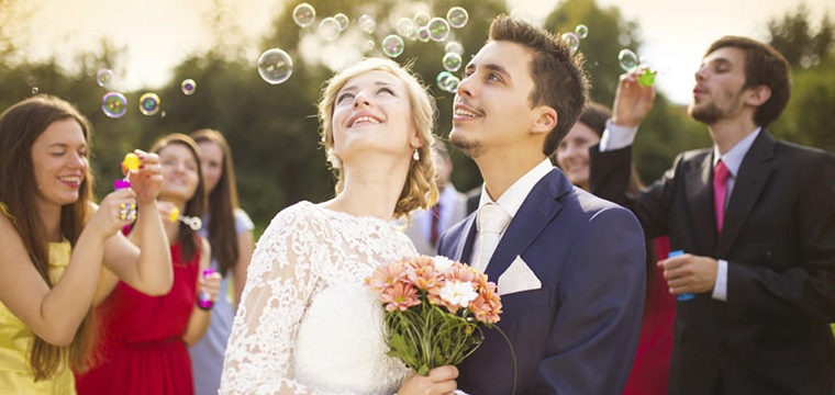 Bubbles Wedding Confetti Options Vintage Partyware Wedding Decorations Props Hire Norfolk